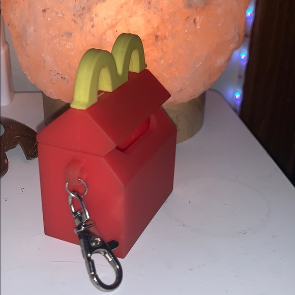 McDonalds airpods case. (Used) - Picture 2 of 3